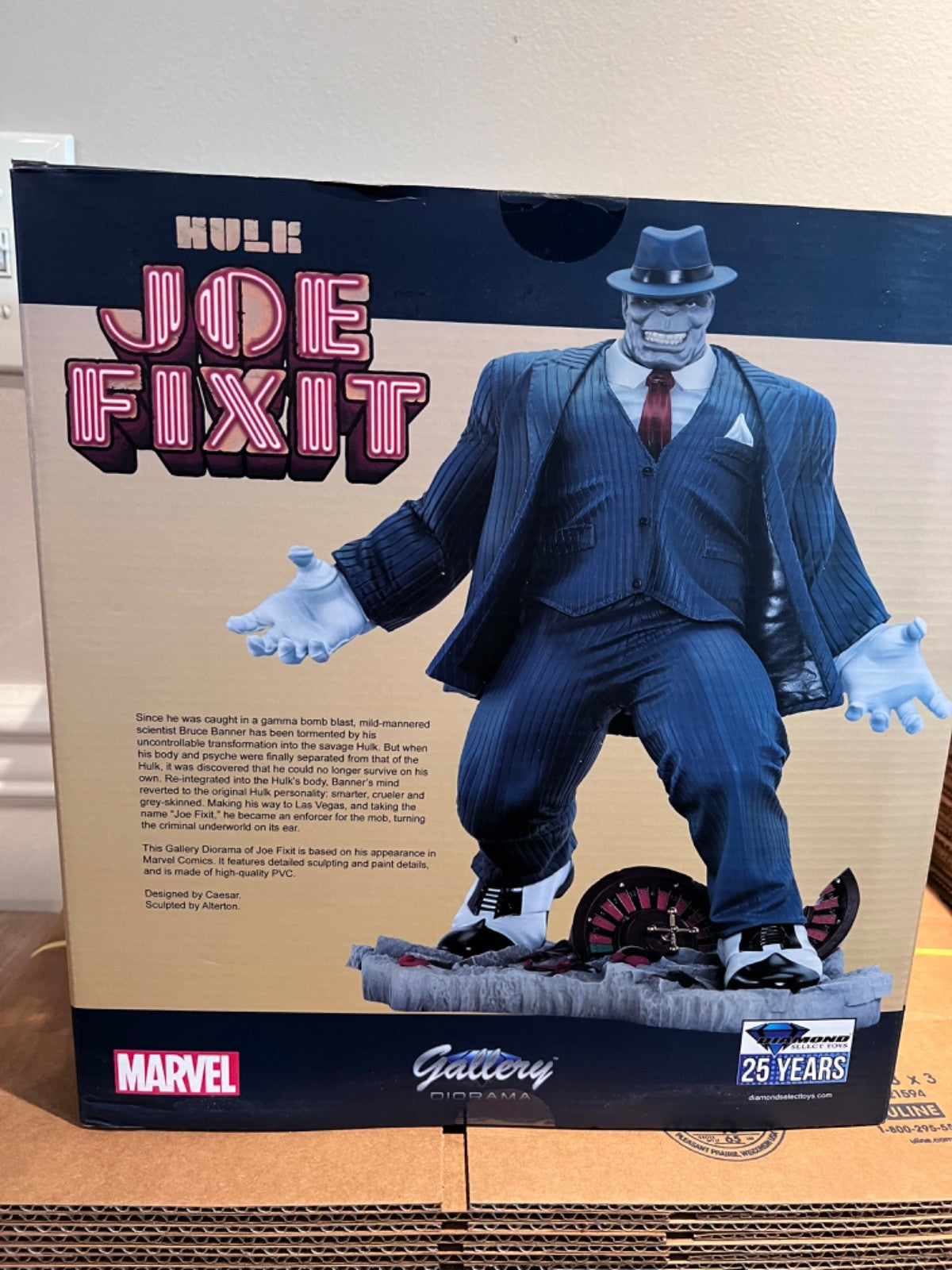 DIAMON SELECT  MARVEL GALLERY HULK JOE FIXIT DELUXE DIORAMA STATUE - NIB